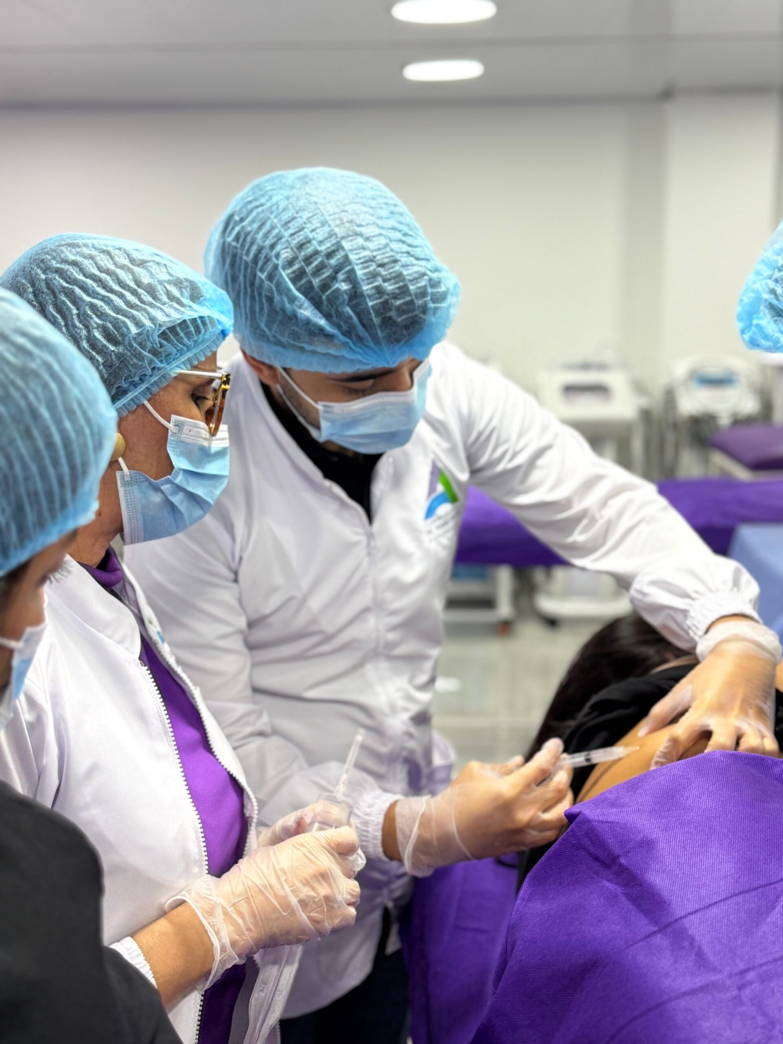 Médico general iniciando formación en medicina estética